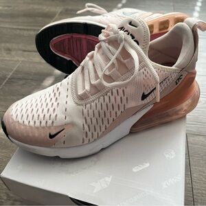 Nike Women’s Air Max 270